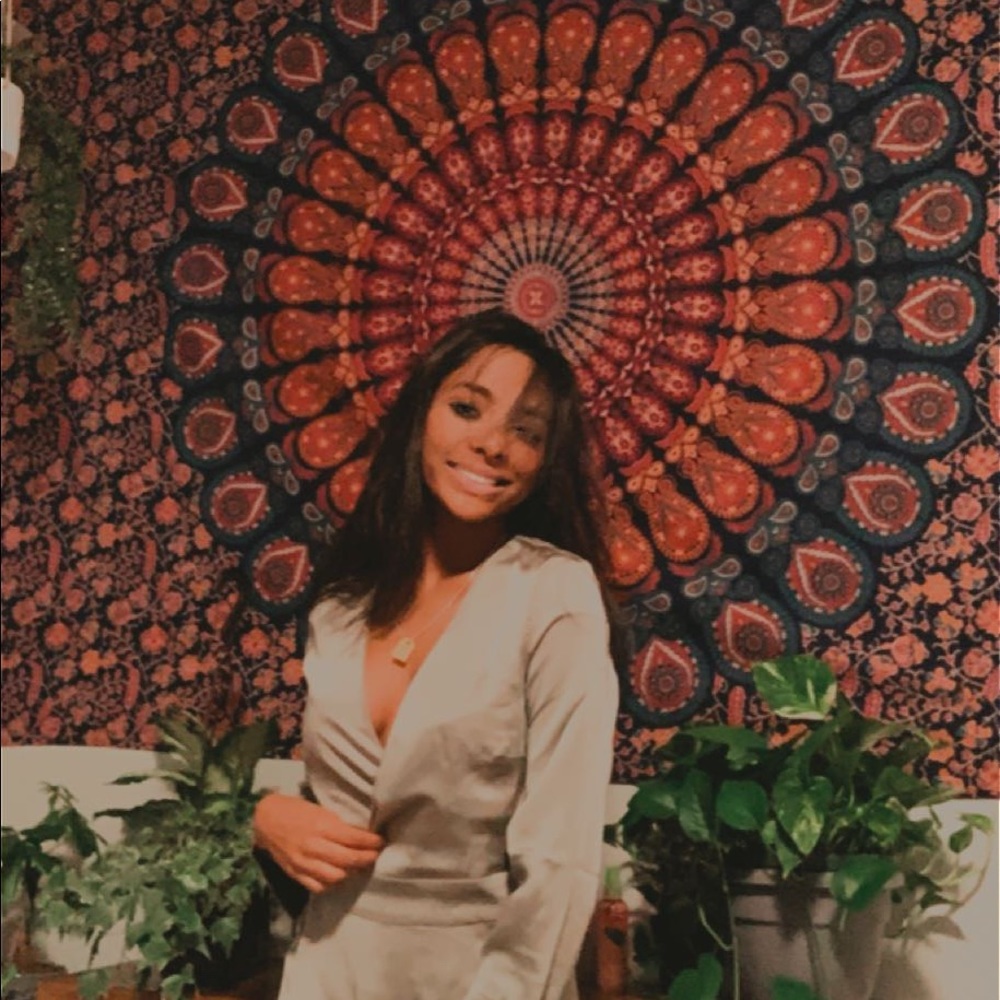 Meet your Posher, Shyla